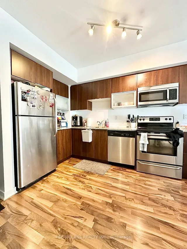 Additional property image - 59 East Liberty St Unit 1702