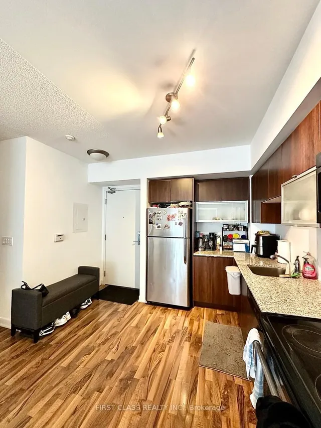 Additional property image - 59 East Liberty St Unit 1702