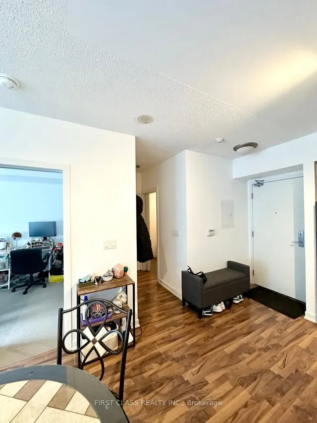 Additional property image - 59 East Liberty St Unit 1702
