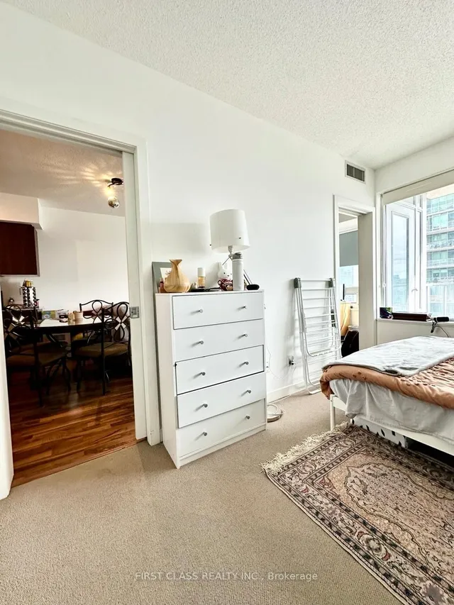 Additional property image - 59 East Liberty St Unit 1702