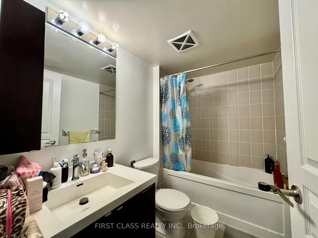 Additional property image - 352 Front St Unit 319