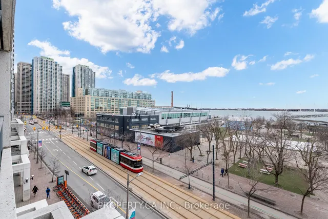 Additional property image - 230 Queens Quay Unit 625