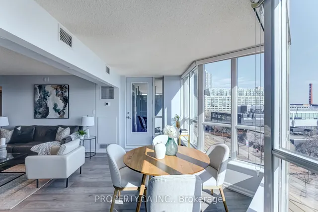 Additional property image - 230 Queens Quay Unit 625