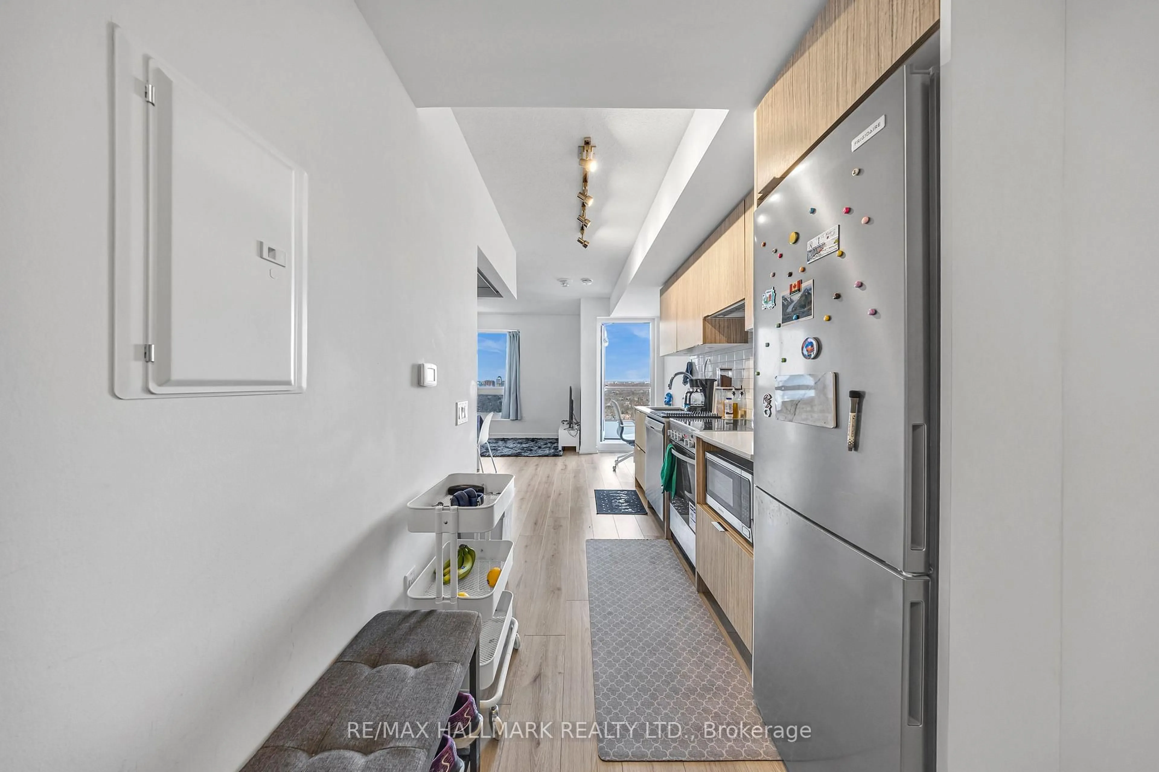 Unknown for 395 Bloor St #2607, Toronto Ontario M4W 1H7