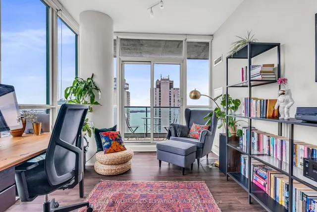 Additional property image - 33 Bay St Unit 2708