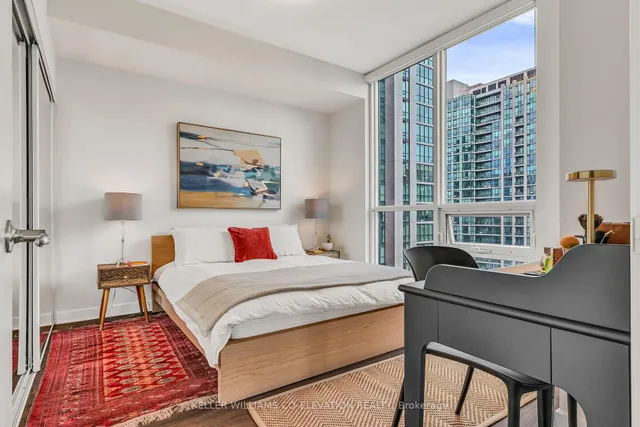Additional property image - 33 Bay St Unit 2708
