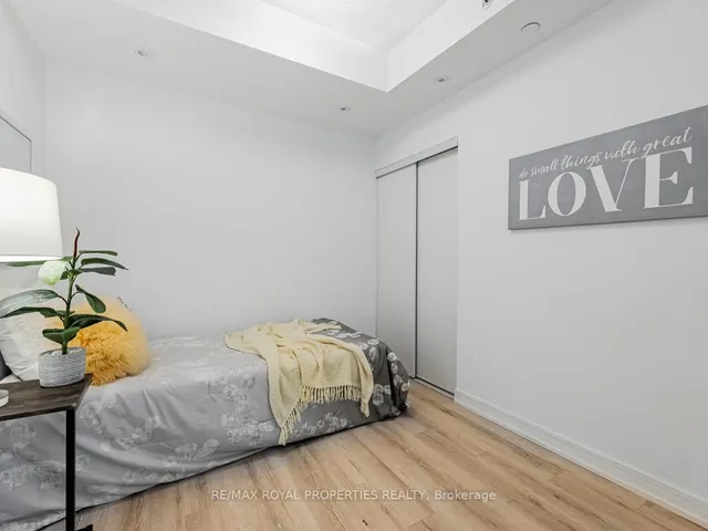 Additional property image - 621 Sheppard Ave Unit 303
