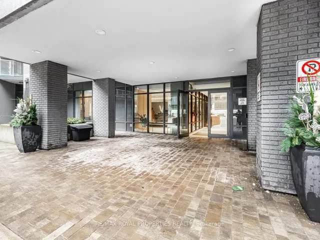 Additional property image - 621 Sheppard Ave Unit 303