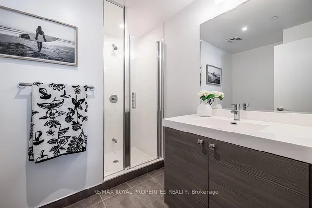 Additional property image - 621 Sheppard Ave Unit 303