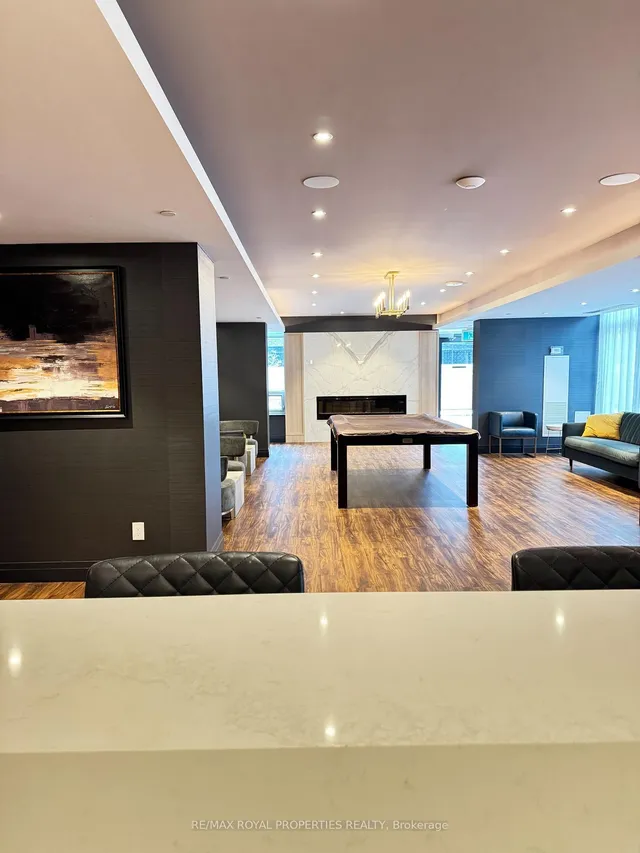 Additional property image - 621 Sheppard Ave Unit 303