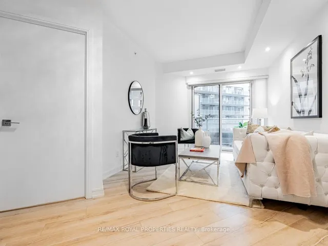 Additional property image - 621 Sheppard Ave Unit 303