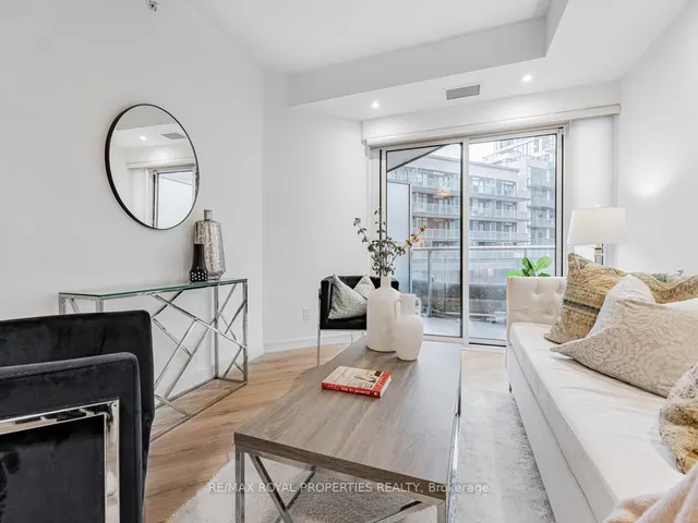 Additional property image - 621 Sheppard Ave Unit 303