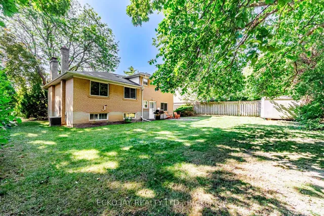 Additional property image - 8 Longwood Dr