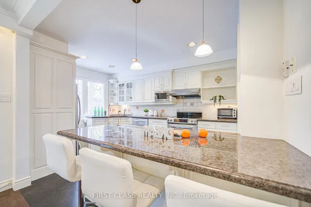 Additional property image - 14 Foursome Cres