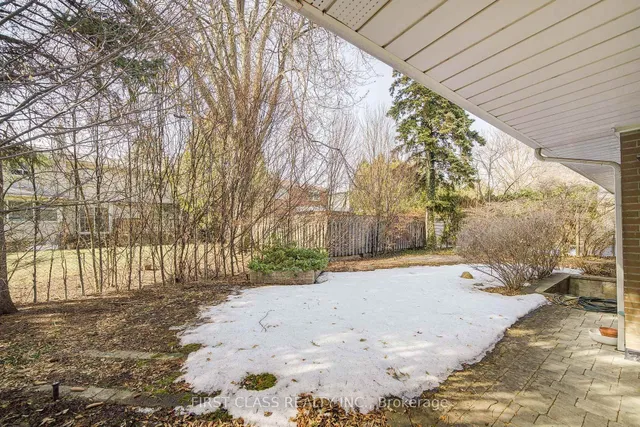 Additional property image - 14 Foursome Cres