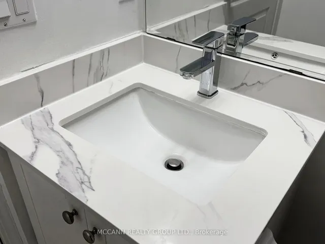 Additional property image - 2 Rean Dr Unit 613