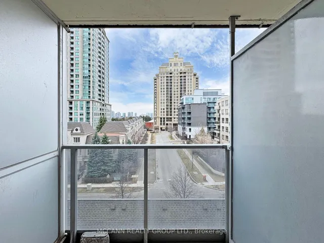 Additional property image - 2 Rean Dr Unit 613