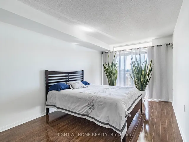 Additional image 21 of 650 Lawrence Ave Unit 646