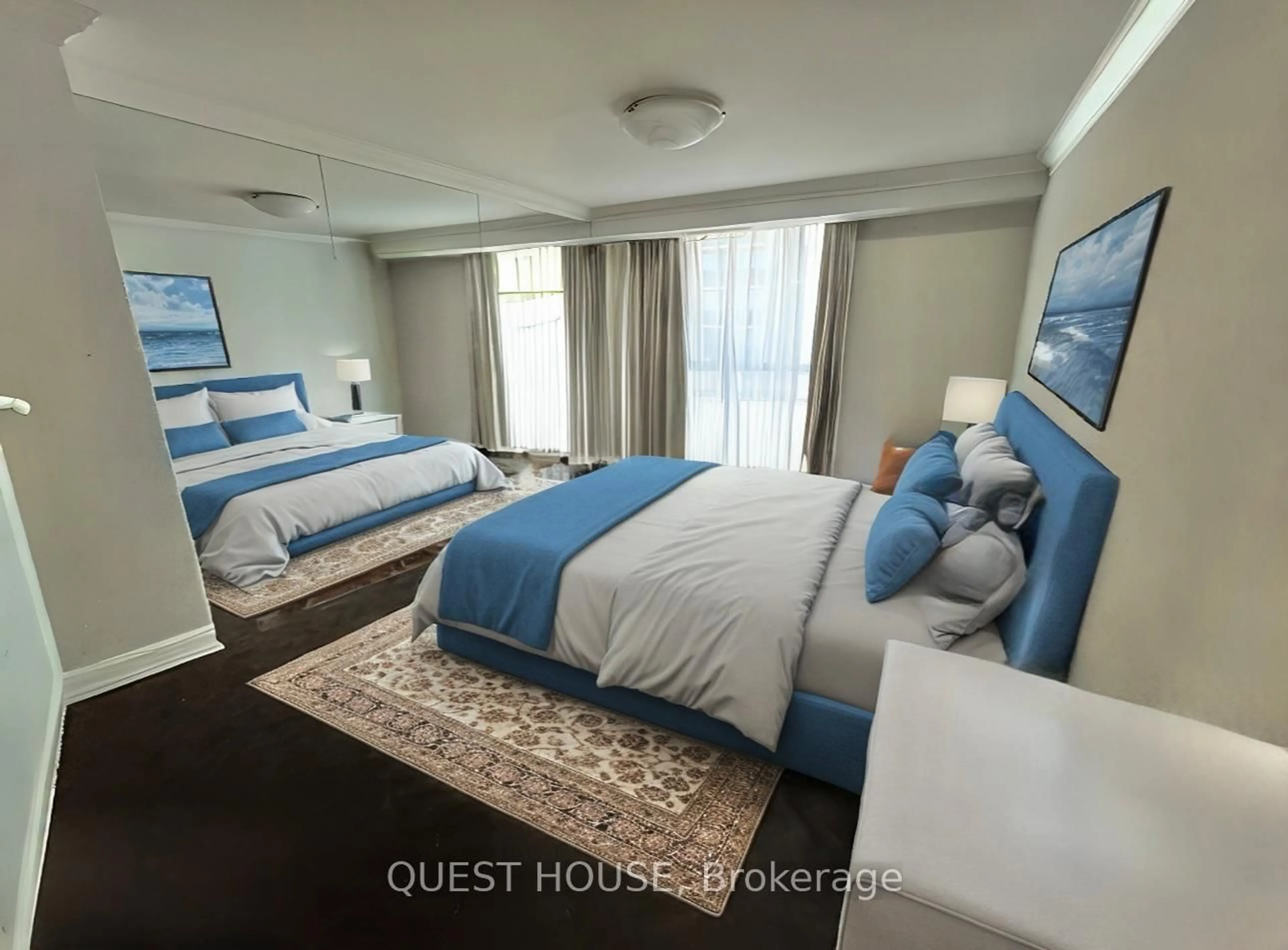 A pic of a room for 447 Walmer Rd #Ph10, Toronto Ontario M5P 2X9