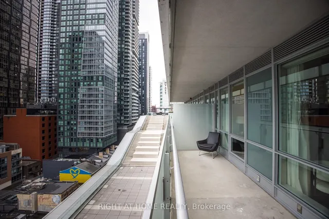 Additional image 17 of 80 John St Unit 1101