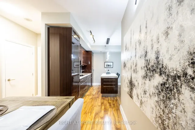 Additional image 31 of 80 John St Unit 1101