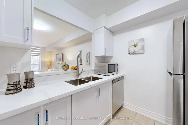 Additional property image - 18 Sommerset Way Unit 310