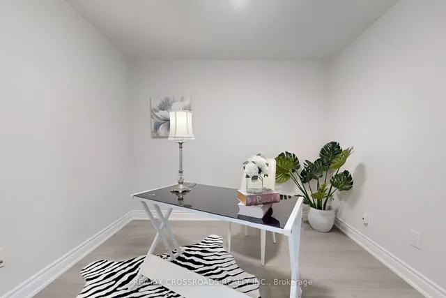 Additional property image - 18 Sommerset Way Unit 310