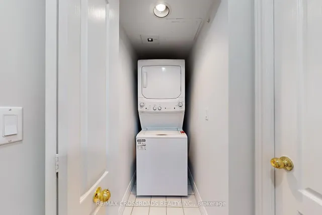 Additional property image - 18 Sommerset Way Unit 310