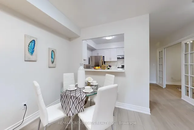 Additional property image - 18 Sommerset Way Unit 310