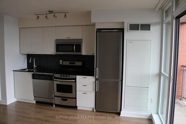 Additional property image - 775 King St Unit 518