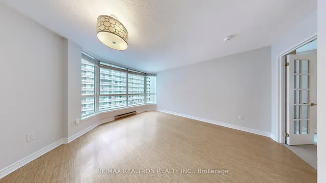 Additional property image - 38 Elm St Unit 605