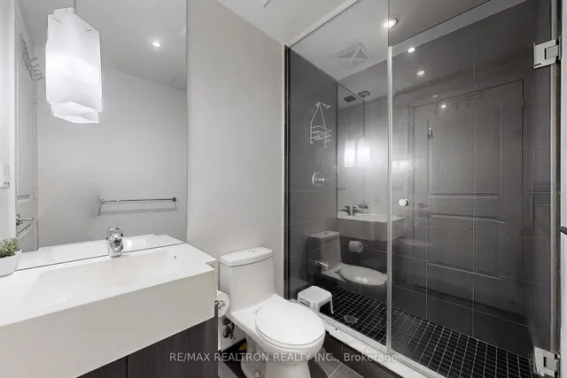 Additional property image - 8 The Esplanade St Unit 1111