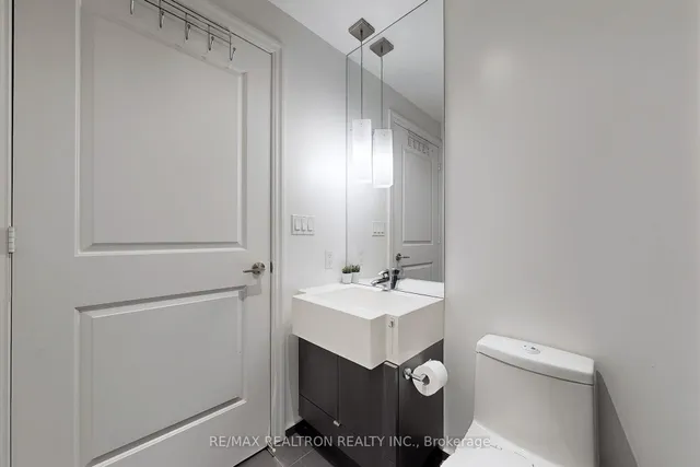 Additional property image - 8 The Esplanade St Unit 1111