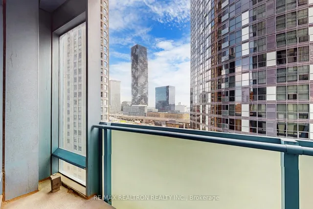 Additional property image - 8 The Esplanade St Unit 1111