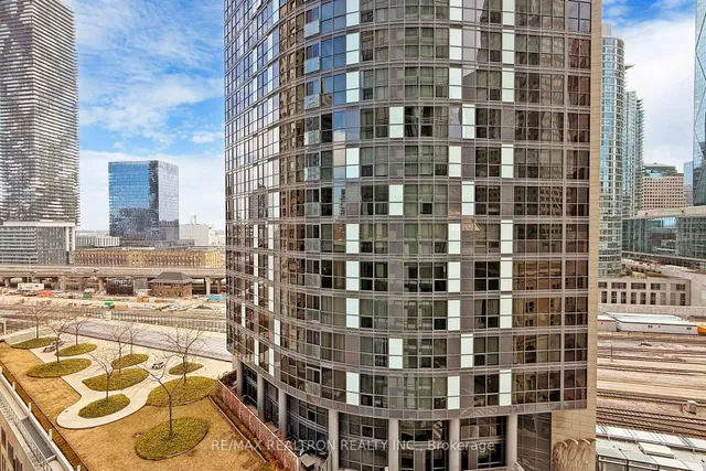 Additional property image - 8 The Esplanade St Unit 1111