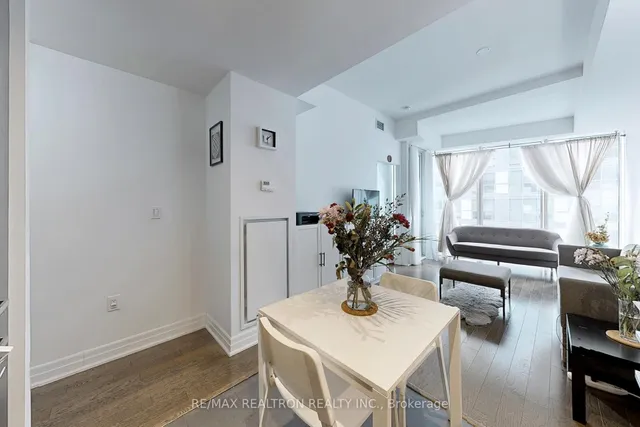 Additional property image - 8 The Esplanade St Unit 1111