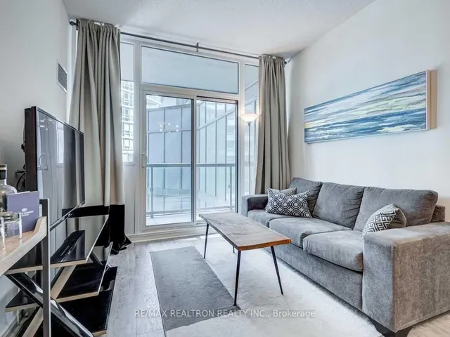 Additional property image - 25 Lower Simcoe St Unit 305