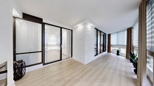 Additional property image - 240 Heath St Unit 801