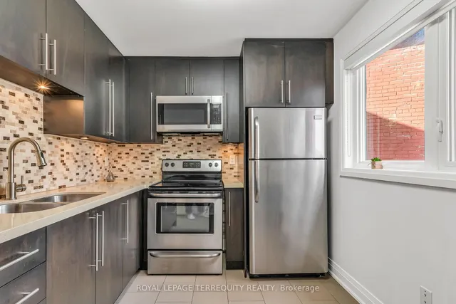 Additional property image - 285 Lisgar St