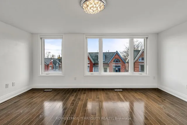 Additional property image - 285 Lisgar St