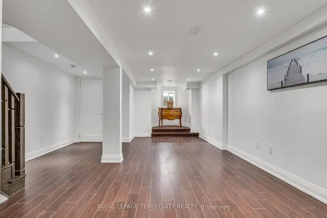 Additional property image - 285 Lisgar St