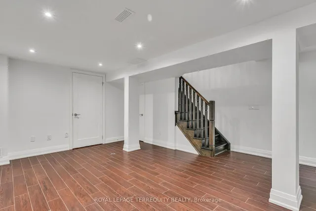 Additional property image - 285 Lisgar St