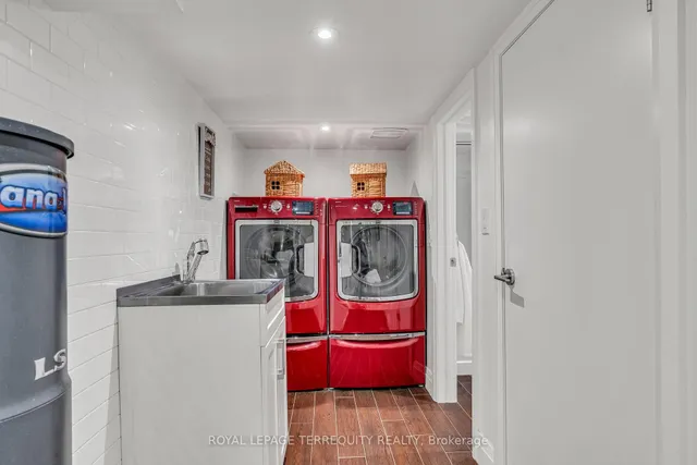 Additional property image - 285 Lisgar St