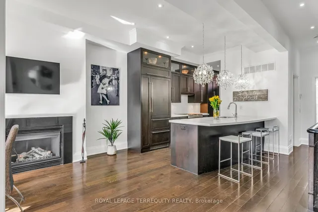 Additional property image - 285 Lisgar St