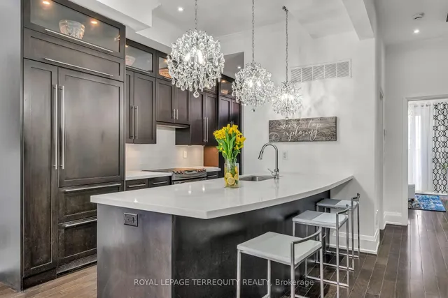 Additional property image - 285 Lisgar St
