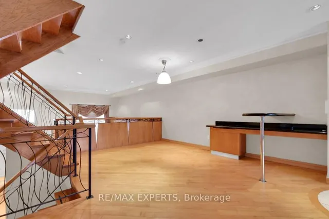 Additional property image - 3348 Bayview Ave Unit I