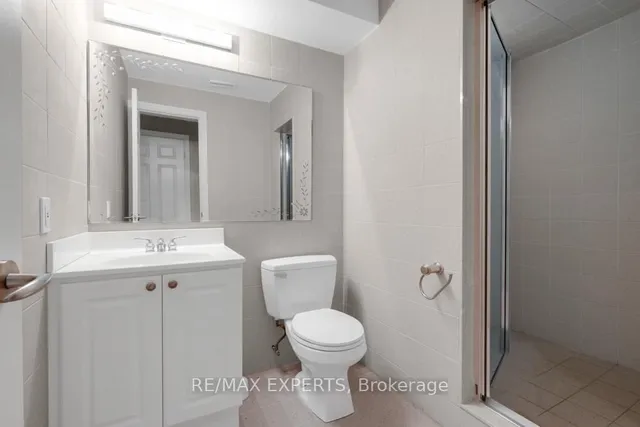 Additional property image - 3348 Bayview Ave Unit I