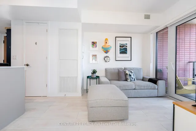 Additional property image - 8 Tippett Rd Unit 420