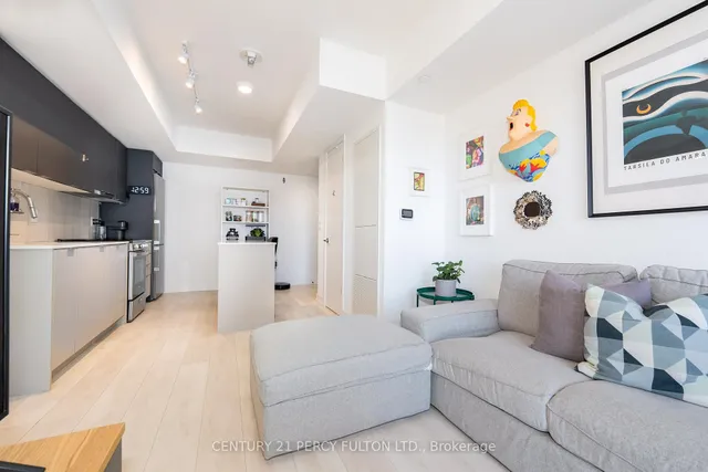 Additional property image - 8 Tippett Rd Unit 420