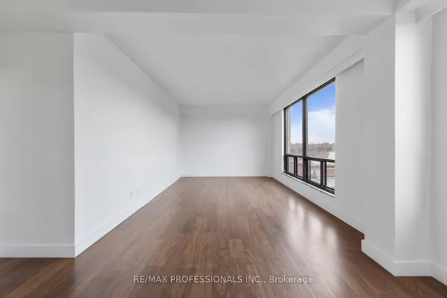 Additional image 22 of 740 Eglinton Ave Unit 404